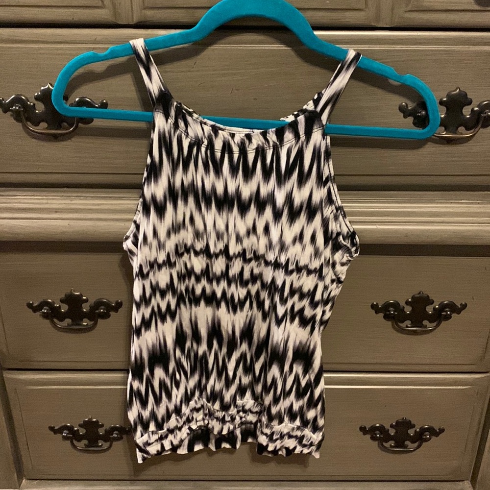 Black and White New York and Company Keyhole Tank Top Size XS